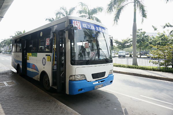 Bus 152