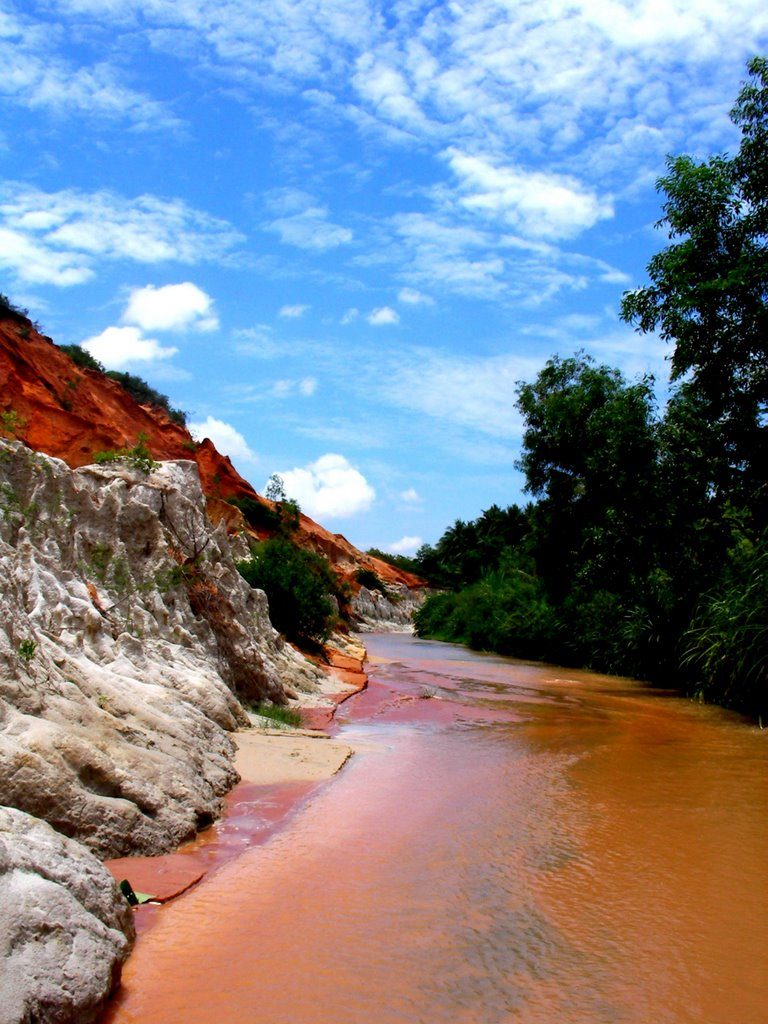Mui Ne fairy stream Mui Ne fairy stream